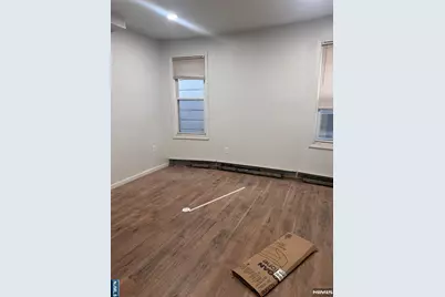 482 16th Street, Newark, NJ 07103 - Photo 8
