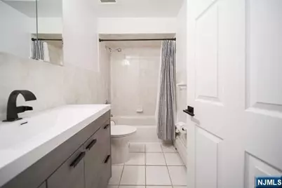 106 E Edsall Boulevard B #B, Palisades Park, NJ 07650 - Photo 22