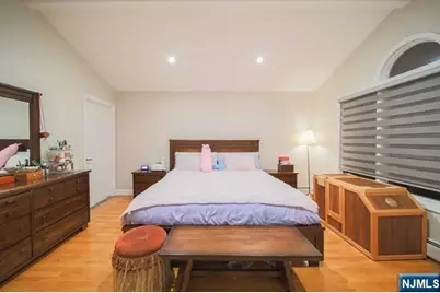 106 E Edsall Boulevard B #B, Palisades Park, NJ 07650 - Photo 16