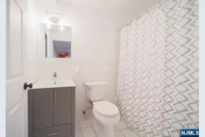 106 E Edsall Boulevard B #B, Palisades Park, NJ 07650 - Photo 30