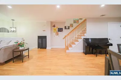 106 E Edsall Boulevard B #B, Palisades Park, NJ 07650 - Photo 6