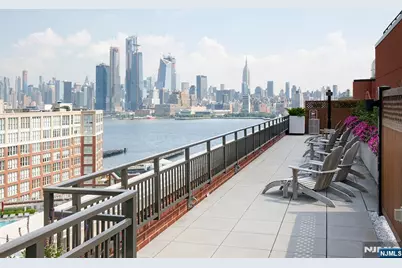 1100 Maxwell Lane 626 #626, Hoboken, NJ 07030 - Photo 18