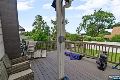 48 Cedarhurst, Woodland Park, NJ 07424 - Photo 30