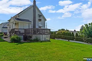 48 Cedarhurst, Woodland Park, NJ 07424 - Photo 36