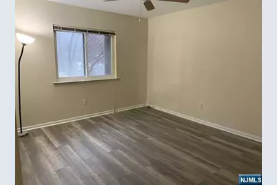221 Ringwood Avenue A5 #A5, Pompton Lakes, NJ 07442 - Photo 12