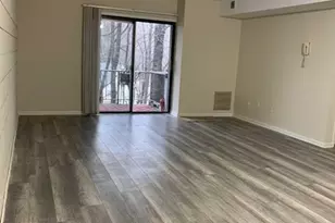 221 Ringwood Ave A5, Pompton Lakes, NJ 07442 - Photo 2