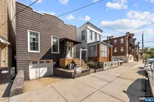 66 Irving St, Jersey City, NJ 07307 - Photo 48