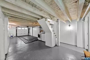 66 Irving St, Jersey City, NJ 07307 - Photo 36