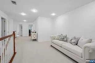 2 Constitution Ln 1501, Totowa, NJ 07512 - Photo 28
