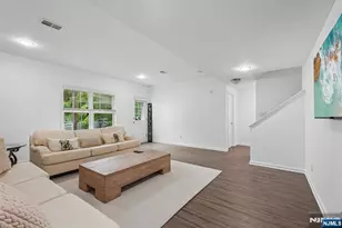 2 Constitution Ln 1501, Totowa, NJ 07512 - Photo 32