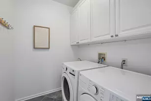 2 Constitution Ln 1501, Totowa, NJ 07512 - Photo 16