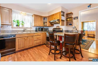 114 Hadley Avenue, Clifton, NJ 07011 - Photo 16