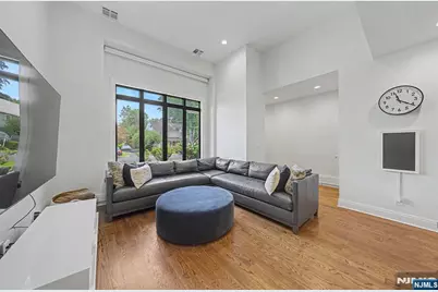 64 Day Avenue, Tenafly, NJ 07670 - Photo 4