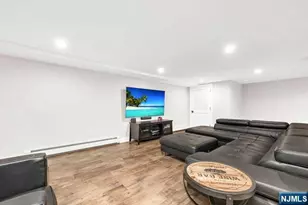 356 N Farview Ave, Paramus, NJ 07652 - Photo 38
