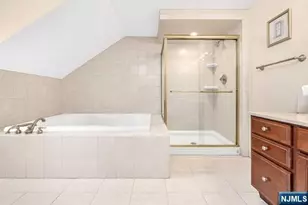 356 N Farview Ave, Paramus, NJ 07652 - Photo 24