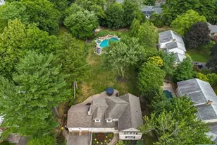 356 N Farview Ave, Paramus, NJ 07652 - Photo 48