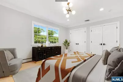 356 N Farview Avenue, Paramus, NJ 07652 - Photo 18