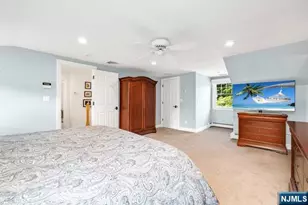 356 N Farview Ave, Paramus, NJ 07652 - Photo 22