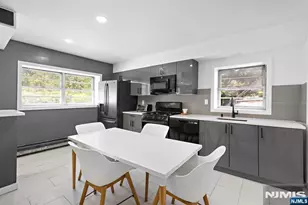 554 Elm Ave, Ridgefield, NJ 07657 - Photo 14