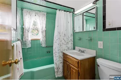 464 Boulevard, Garfield, NJ 07026 - Photo 18