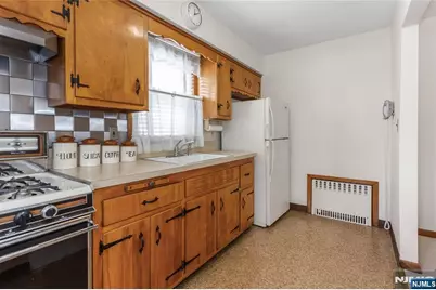 464 Boulevard, Garfield, NJ 07026 - Photo 10