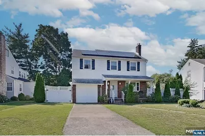 112 Elmwood Drive, Elmwood Park, NJ 07407 - Photo 2