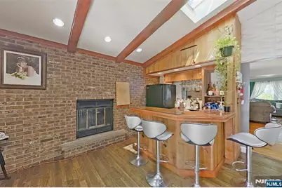 112 Elmwood Drive, Elmwood Park, NJ 07407 - Photo 34