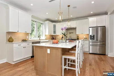 515 Hobart Road, Paramus, NJ 07652 - Photo 8