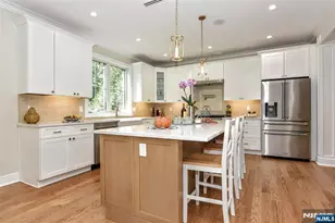 515 Hobart Rd, Paramus, NJ 07652 - Photo 8
