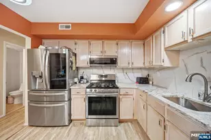 48 Beacon Hill Road D, West Milford, NJ 07480 - Photo 6