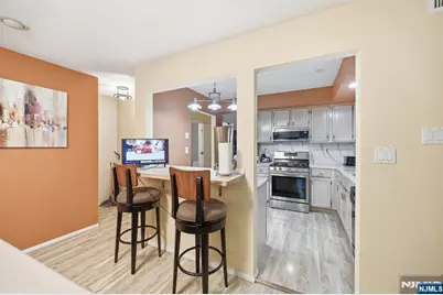 48 Beacon Hill Road D #D, West Milford, NJ 07480 - Photo 10