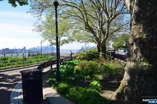 883 Jfk Blvd E 3F, Weehawken, NJ 07086 - Photo 12