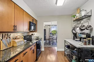 1077 River Road 303, Edgewater, NJ 07020 - Photo 10
