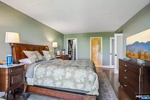 1077 River Road 303, Edgewater, NJ 07020 - Photo 14