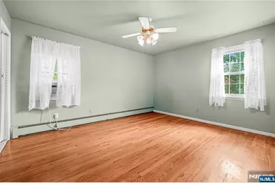 1 Gary Court, Park Ridge, NJ 07656 - Photo 10