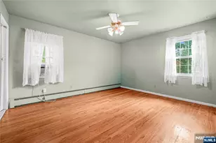 1 Gary Ct, Park Ridge, NJ 07656 - Photo 10