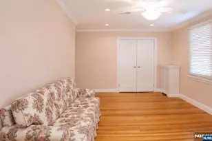 307 Raymond St, Hasbrouck Heights, NJ 07604 - Photo 6