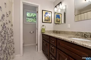 315 Myers Ave, Hasbrouck Heights, NJ 07604 - Photo 18
