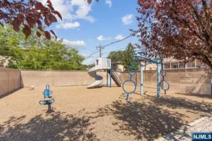 2185 Lemoine Ave 4A, Fort Lee, NJ 07024 - Photo 24