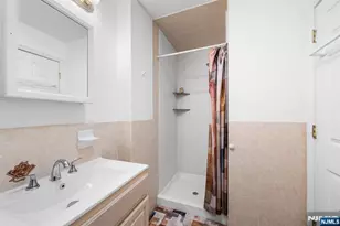 219 Broad St, Newark, NJ 07104 - Photo 30