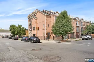 219 Broad St, Newark, NJ 07104 - Photo 34