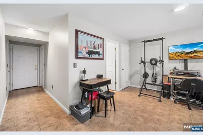 219 Broad Street, Newark, NJ 07104 - Photo 26