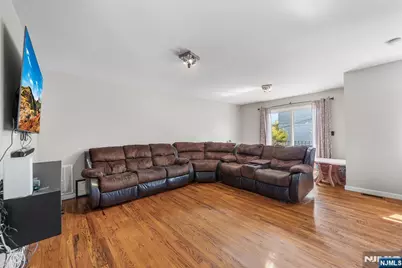 219 Broad Street, Newark, NJ 07104 - Photo 6