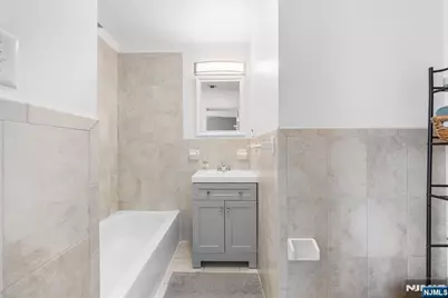 219 Broad Street, Newark, NJ 07104 - Photo 18