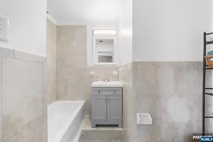 219 Broad St, Newark, NJ 07104 - Photo 18