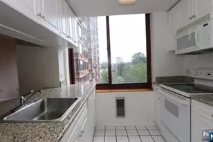 100 Old Palisade Road 3501, Fort Lee, NJ 07024 - Photo 12
