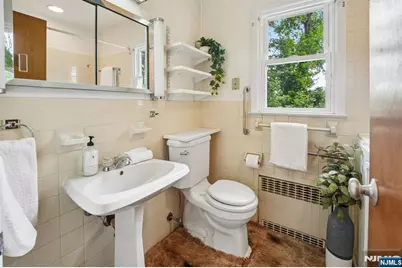 107 Roland Street, Park Ridge, NJ 07656 - Photo 8