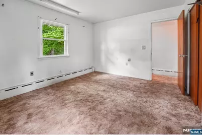 107 Roland Street, Park Ridge, NJ 07656 - Photo 10