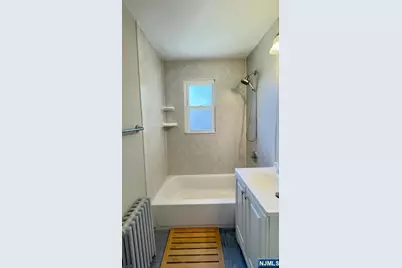 349 Bloomfield Avenue 25 #25, Verona, NJ 07044 - Photo 16