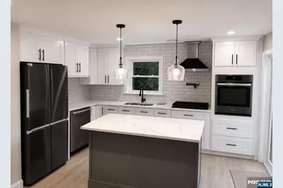 40 Philips Street, Bloomfield, NJ 07003 - Photo 4